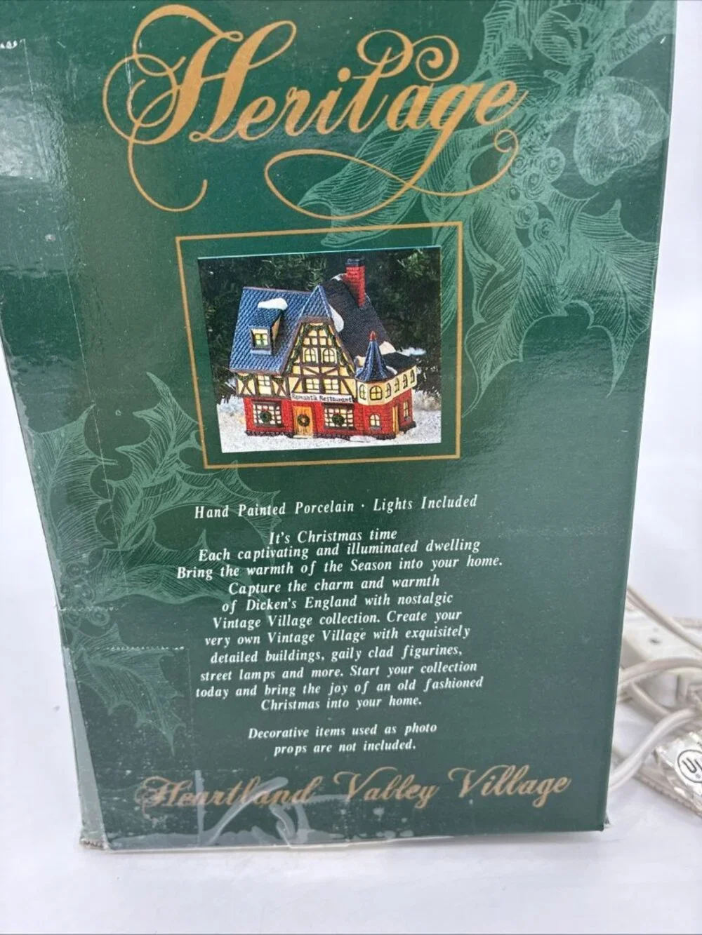 Dickens Keepsake Romantik Restaurant Lighted Porcelain Christmas Village House